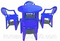 Набор пластиковой садовой мебели стол Квадрат и стулья Луч